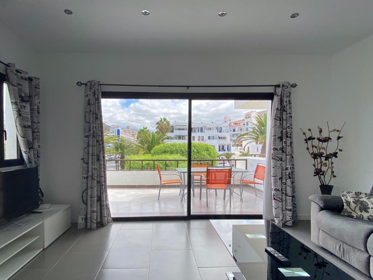 1 Bed Los Cristianos Near The Bus Station Arona  Zewnętrze zdjęcie